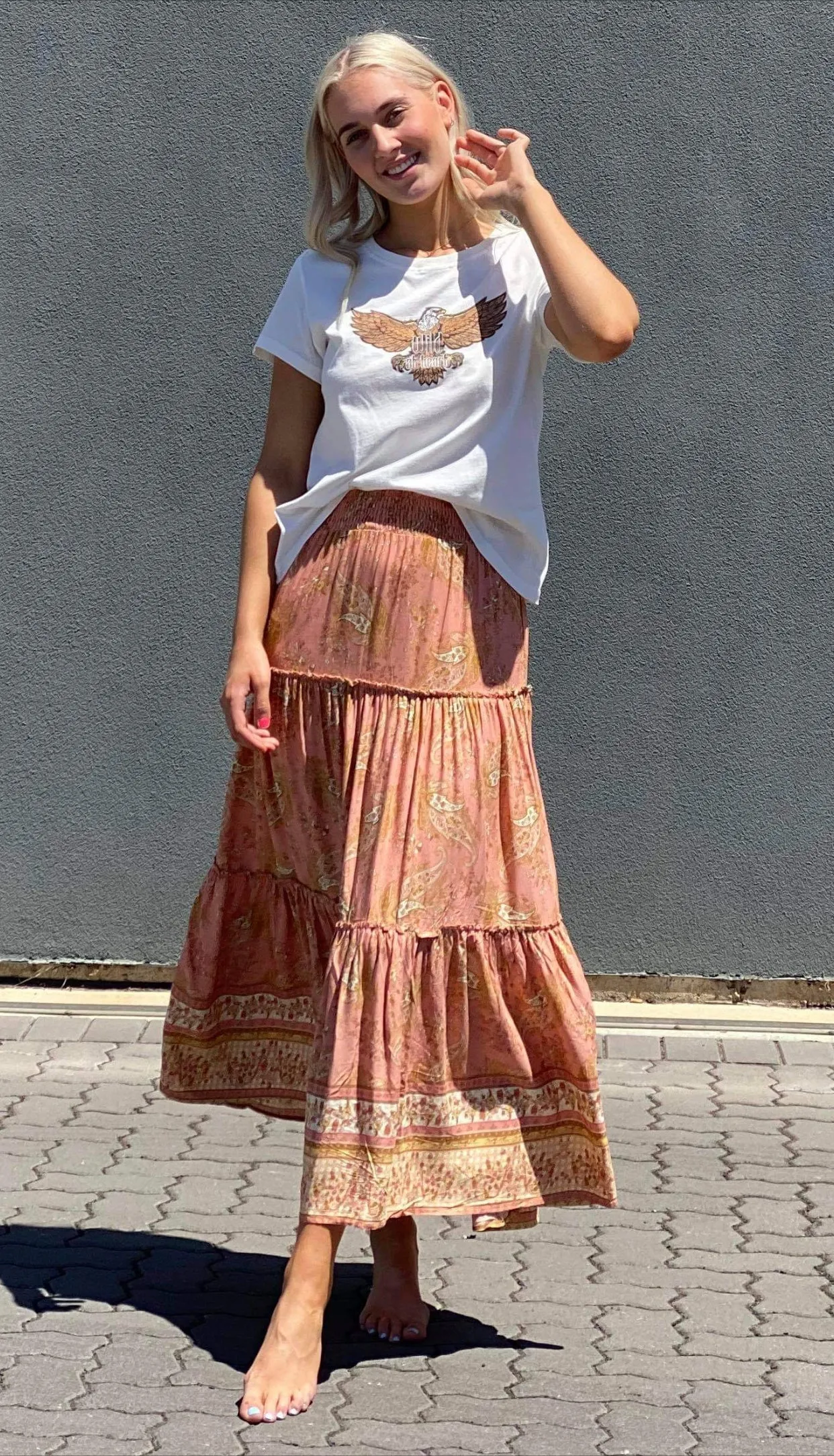 AMELIA TIERED MAXI SKIRT IN PEACH FLORAL PAISLEY